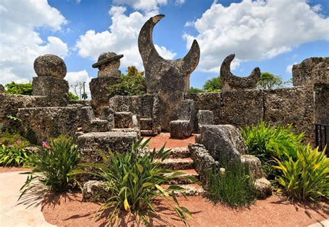 Coral castle museum - From 1923 to 1951, Ed single-handedly and secretly carved over 1,100 tons of coral rock, and his unknown process has created one of the world's most mysterious accomplishments. Open every day, the Coral Castle Museum welcomes visitors from around the world to explore this enchanting South Florida destination. 